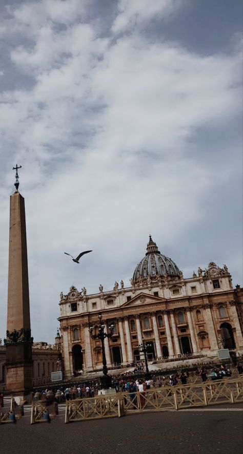 The Vatican, Dark Academia Aesthetic, Academia Aesthetic, Dark Academia, Book Journal, Louvre