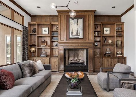 Grab a blanket and pour some apple cider because these warm and cozy fireplace designs will have you dreaming of autumn. Ford Interior Design, Built In Bookcases, Painted Brick Fireplaces, Fireplace Pictures, Ford Interior, Fireplace Bookshelves, Wooden Fireplace, Fireplace Built Ins, White Fireplace