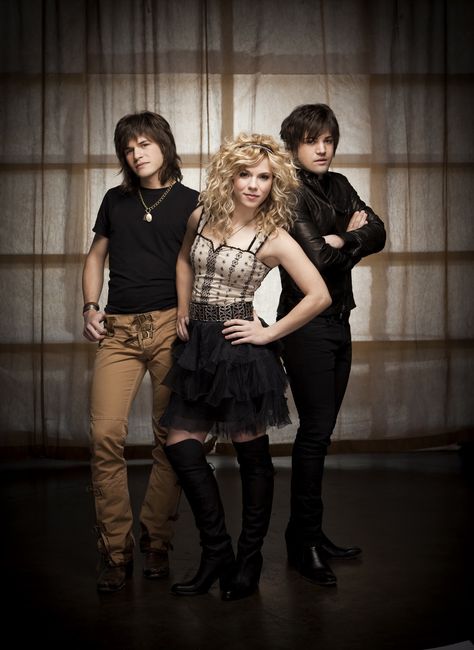 kimberly perry ~ the band perry Band Perry, The Band Perry, Country Girl Problems, Country Bands, Lady Antebellum, Country Girl Quotes, Country Music Lyrics, Shania Twain, Country Music Stars