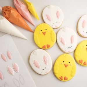 Chick Cookies Decorated, Easter Chicks Cookies, Chick Cookies, Cookie Cake Designs, Sugar Cookie Cakes, Sugar Cookie Mix, Easter Sugar Cookies, Icing Ideas, Decorate Cookies