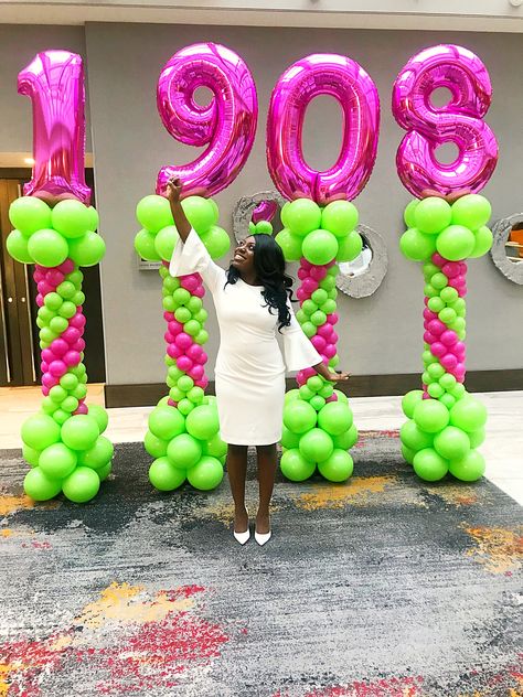 Get that pink up! AKA Aka Party Ideas, Aka Party Decorations, Aka Centerpieces, Sorority Backdrop, Aka Party, Aka Pictures, Retreat Themes, Skee Wee, Sorority Events