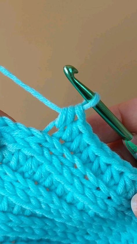 Crochet Notes, Crochet Tutorial Pattern, Crochet Stitches For Blankets, Crochet Stitches Free, Quick Crochet Patterns, Amazing Crochet, Easy Crochet Stitches, Crochet Stitches Video, Crochet Stitches For Beginners