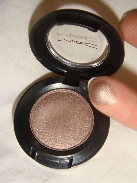 20 Under $20: The Best Cheap Makeup Products – SOCIETY19 Mac Satin Taupe, Best Cheap Makeup, Taupe Eyeshadow, Makeup Favorites, Beauty Make-up, Cheap Makeup, Mac Eyeshadow, Makeup Tricks, Makeup Obsession