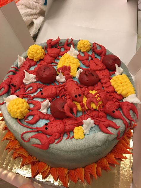 Crawfish Boil Birthday Cake, Crawfish Birthday Cake, Crawfish Potatoes, Crawfish Boil Cake, Crawfish Cake, Crawfish Birthday, Crawfish Boil Party Decorations, Lobster Bake Party, Frogmore Stew