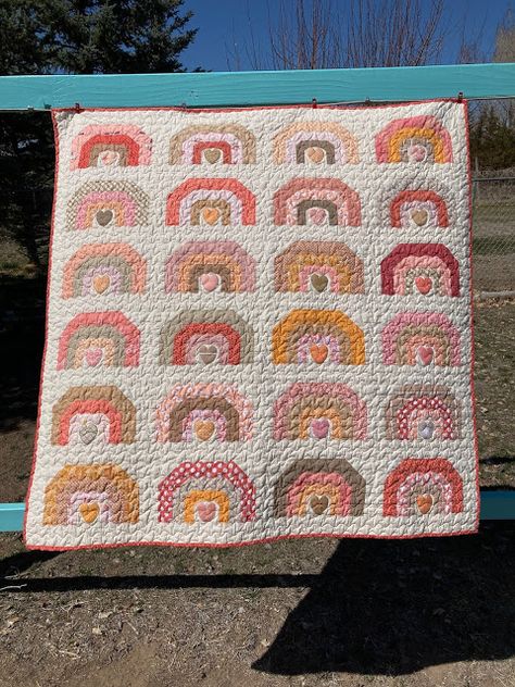 Boho Rainbow Quilt, Rainbow Quilts Ideas, Boho Rainbow Quilt Pattern, Rainbow Quilts Ideas Free Pattern, Rainbow Quilt Patterns, Rainbow Quilt Block Patterns, Rainbow Quilt Block, Boho Baby Quilt Girl, Boho Quilts