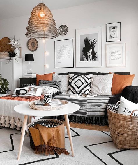 ️Boho home 💫  Inspi @mk.boho  #picoftheday #instalike #livingroom #livingroomdecor #livingroomstyle #livingroomideas #livingroomview Beautiful Living Room Ideas, Michael Wilson, College Apartment, Beautiful Living Rooms, Boho Living, Boho Living Room, Living Room Inspo, Eclectic Home, Living Room Ideas