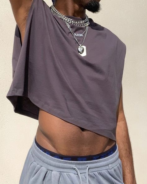 Men In Crop Tops Aesthetic, Men In Crop Tops, Guys Sagging, Guy In Crop Top, Boys In Crop Tops, Male Crop Top, Cropped Outfits, Crop Top Aesthetic, Mens Crop Top