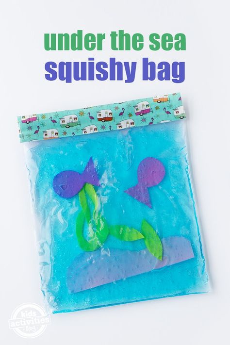 Enjoy no-mess sensory play with this easy, creative, and fun Under the Sea Squishy Bag for kids! It's perfect for little hands! Sea Creatures Crafts, Underwater Crafts, Fish Bags, Under The Sea Crafts, Art Videos For Kids, Sea Activities, Sensory Bags, Toddler Ideas, Ocean Activities