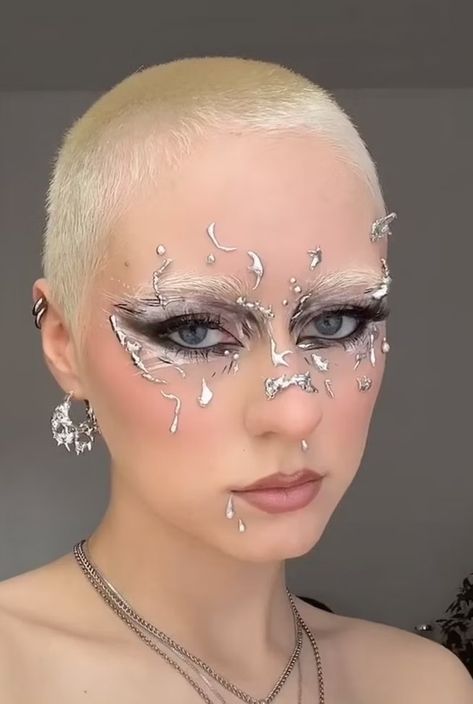 Mud Makeup, Cyberpunk Makeup, 3d Makeup, Futuristic Makeup, Hot Glue Art, My True Self, Alien Makeup, Angel Makeup, Rhinestone Makeup