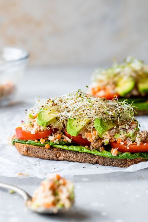 My favorite way to make a tuna sandwich is open-faced with a veggie-loaded tuna salad topped with avocado and sprouts. A quick and easy healthy lunch idea. #tuna #cannedtuna #tunasalad #lunch #easyrecipes #healthyrecipes Sprouts Tuna Salad Recipe, Ww Sandwiches, Healthy Tuna Sandwich, Best Tuna Sandwich, Ww 2023, Sandwich With Avocado, Easy Lunch Idea, Fish Dinners, Canned Tuna Recipes