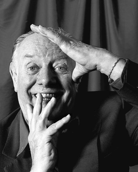 Dario Fo, Italian actor–playwright, comedian, singer, theatre director, stage designer, songwriter, painter, political campaigner for the Italian left-wing and the recipient of the 1997 Nobel Prize in Literature. 24.03.26 - 13.10.16, aged 90 Poetic Images, Dario Fo, Theatre Director, August Strindberg, Modern World History, Stage Designer, Nobel Prize In Literature, Samuel Beckett, In His Time