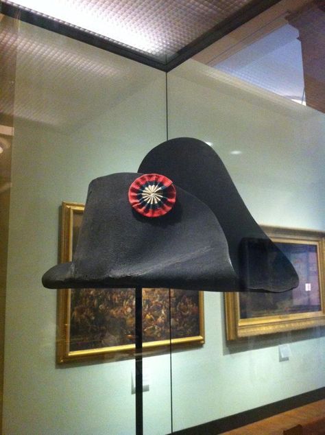 Napoleon's hat in the German History Museum! French Uniform, Cocked Hat, Napoleon Costume, Napoleon Hat, Germany Facts, Napoleon Josephine, First French Empire, Tricorn Hat, Battle Of Waterloo