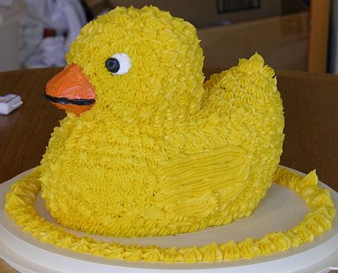 Rubber Duck Cake, History Of Baking, Rubber Ducky Cake, Cake Disasters, Cake Fails, Duck Cake, Minnie Mouse Birthday Cakes, Ducky Baby Shower, Duck Birthday