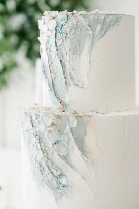 #blueweddingcake #blueweddingcakeideas #blueweddingcakespale #bluewedding #blueweddingtheme #blueweddingideas #blueweddinginspiration Stormy Ocean, Ocean Cakes, Beach Cakes, Sea Wedding, Ocean Wedding, Beach Wedding Cake, Wedding Cakes Blue, Elegant Wedding Cakes, Modern Beach