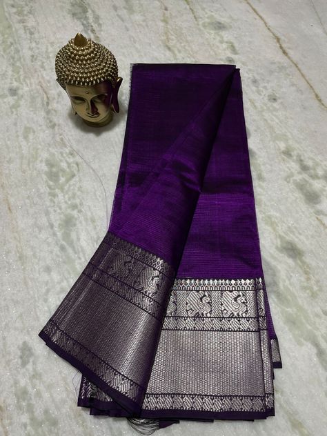 Dark Colour Silk Sarees, Lavender Pattu Saree, Silk Saree Blouse Designs Patterns, Cotton Saree Blouse Designs, Simple Saree Designs, Backless Blouse Designs, New Saree Blouse Designs, Fancy Sarees Party Wear, Silk Saree Blouse Designs