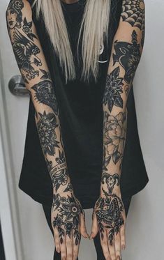 Traditional Tattoo Sleeve Filler, Traditional Tattoo Filler, Old School Tattoo Sleeve, American Traditional Sleeve, Traditional Tattoo Woman, Gothic Tattoos, Tattoo Sleeve Filler, Traditional Tattoo Inspiration, Traditional Sleeve