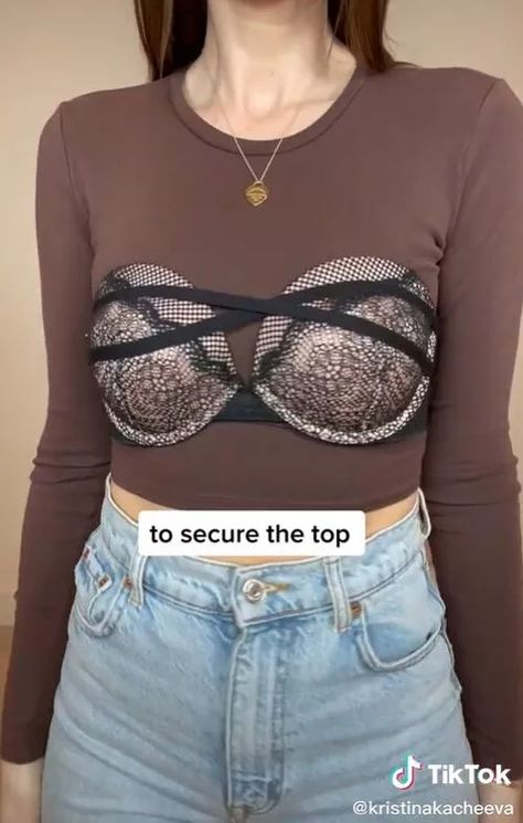 Convert Bra To Strapless, Turn Bra Into Strapless, Strapless Bra Hacks Diy Ideas Plus Size, How To Make A Regular Bra Into Strapless, No Strapless Bra Hack, How To Make Bra Strapless, Regular Bra Into Strapless, Strapless Bra Hacks For Large Bust, No Show Bra Hacks