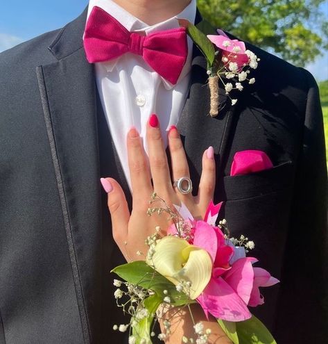 nicolas russo and elena abelli from the sweetest oblivion - danielle lori. Hot Pink Prom Couple, Pink Prom Couple, Prom Corsage Pink, Nicolas Russo, Pink Tux, Nico Russo, Elena Abelli, The Sweetest Oblivion, Prom Flowers Corsage