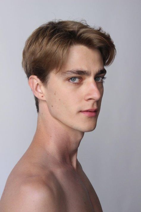 Pedro Bertolini, Swept Back Hair, Medium Blonde Hair, Side Swept Curls, Middle Part Hairstyles, Brazilian Model, Model Face, Head & Shoulders, Angel Face