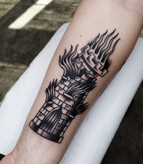 Simple Black Tattoos, Torres Tattoo, The Tower Tarot, Optical Illusion Tattoos, Illusion Tattoos, Castle Tattoo, Traditional Tattoo Inspiration, Patriotic Tattoos, Medieval Tattoo