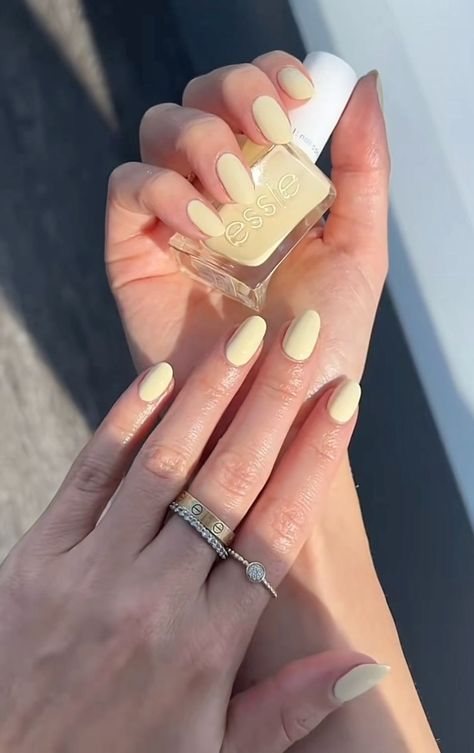 #yellow#summer#nails#trendy#butter#essie#pretty#fresh more in telegram Buttercup Yellow Nails, Butter Yellow Nails, Pale Yellow Nails, Light Yellow Nails, Butter Nails, Yellow Summer Nails, Yellow Toe Nails, Pale Nails, Yellow Nail Designs