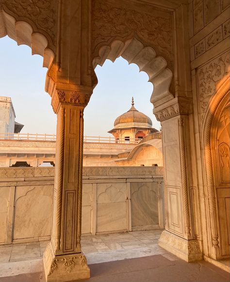 Agra Fort Aesthetic, Fort Aesthetic, Agra Fort, Desi Love, Mughal Architecture, Mosque Architecture, Indian Architecture, Indian Aesthetic, Yellow Aesthetic