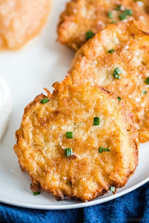 Potato Latkes Best Baked Potato, Air Fryer Baked Potato, Making Baked Potatoes, Air Fryer Cooking Times, Matzo Meal, Potato Latkes, Baked Avocado, Air Fryer Oven Recipes, Air Fry Recipes