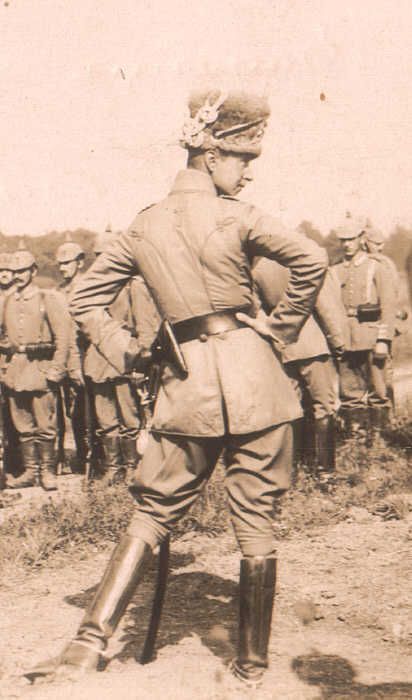 Kaiser Wilhelm II strikes a pose. (1914-1916, location unknown)[412×700] German Royal Family, Kaiser Wilhelm Ii, Kaiser Wilhelm, German Soldiers Ww2, German Uniforms, Historical People, Military Photos, Military Uniforms, History Pictures