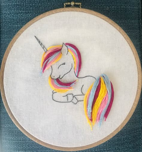 Hand Embroidery Unicorn, Embroidery Unicorn Pattern, Unicorn Embroidery Design, Embroidery Unicorn, Embroidered Unicorn, Unicorn Embroidery, Animal Embroidery Designs, Embroidery Tshirt, Hand Embroidery Videos