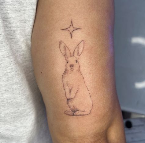 Big Thief Tattoo, Thief Tattoo, Dresses And Tattoos, Tattoo Rabbit, Locket Tattoos, Big Thief, Sketchy Style, Blade Tattoo, Shoulder Blade Tattoo