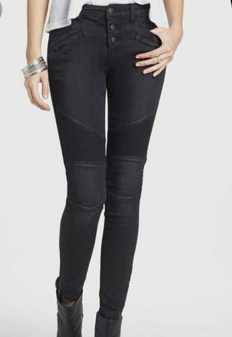 Moto Jeans Outfit, Best Maternity Jeans, Unisex Looks, Biker Denim, Moto Jeans, Biker Jeans, Dark Fashion, Look Cool, Jean Outfits