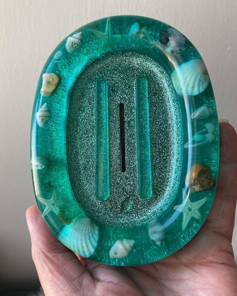 DD Resin on Instagram: “I am in love with this piece ❤️ Lovely blue green aquamarine colour soap dish, complete with shells and sea items. This beauty is £7.49…” Soap Dish Diy, Resin Soap Dish, Green Aquamarine, Aquamarine Colour, Tray Diy, Soap Dishes, Soap Tray, I Am In Love, Am In Love