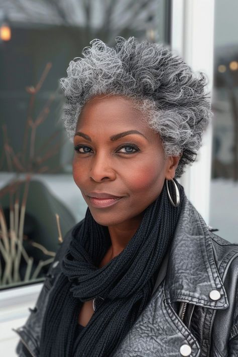 Shatter age stereotypes with 15 bold hair choices, embracing daring colors and cuts for the adventurous woman over 60. Lady Haircut, Aging Naturally, Best Lace Front Wigs, Grey Hair Don't Care, Grandma Style, Beauty Hair Color, Gorgeous Gray Hair, Grey Hair Inspiration, Beautiful Gray Hair