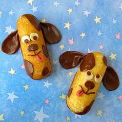 Meet Twinkie and Tootsie, my snack cake puppies. Twinkie Cake, Kid Snacks, Best Party Food, Edible Crafts, Kids Treat, 강아지 그림, Fun With Food, Edible Food, Valentines Food