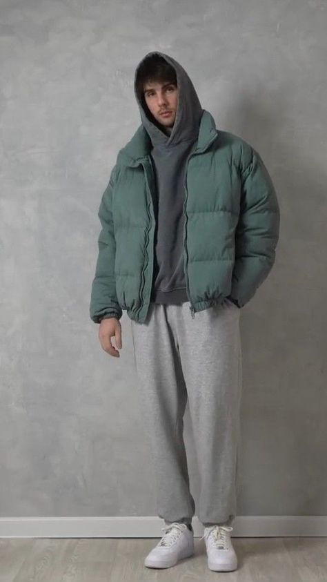 In this blog article, I'll show you my favorite mens winter jackets for 2024. Don't sleep on this massive inspo. Kanye Fashion Street Style, Cold Rainy Day Outfit Men, Winter Outfits Men Jackets, Winter Jacket Men Outfit, Winter Outfits Men 2024, Jacket 2024 Trend, Men’s Winter Outfit, Cold Outfits Men, Winter Outfits Cold Men