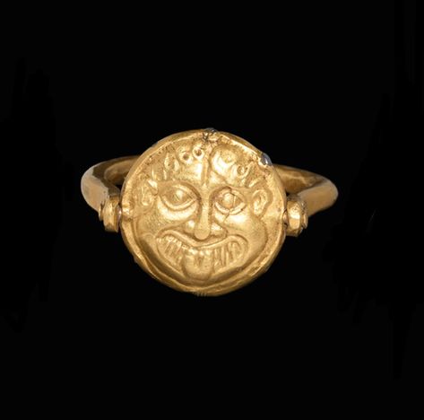 Ancient Roman Jewelry, Byzantine Gold, Ancient Jewels, Roman Jewelry, Ancient Jewellery, Historical Objects, Ancient World, Medieval Jewelry, 1st Century