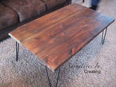 Reclaimed wood coffee table with hairpin legs #diy #tutorial  #table #wood #ReclaimedWoodCoffeeTableDIY Wood Coffee Table Diy, Funky Coffee Tables, Wooden Pallet Coffee Table, Refurbished Table, Hairpin Leg Coffee Table, Hairpin Coffee Table, Colorado Cabin, Ikea Coffee Table, Coffee Table Inspiration