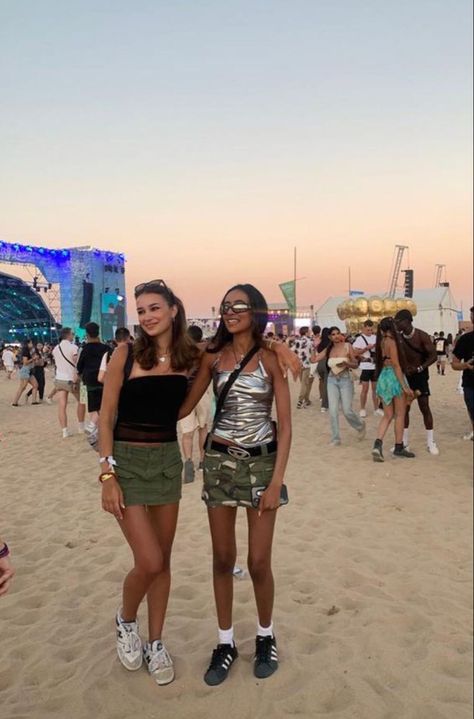 Wireless Festival Outfits, Festival Outfit Uk, Leeds Festival Outfits, Reading Festival Outfits, Uk Festival Outfit, Dresses For Festivals, Summer Music Festival Outfits, Coachella Outfit Ideas, Outfit Ideas 2023