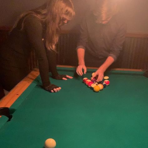 Playing Billiards Aesthetic, Billiard Couple, Pool Game Aesthetic, Playing Pool Aesthetic, Couple Playing Games, Couple Playing Pool, Playing Video Games Aesthetic, Couple Pool Pictures, Playing Games Aesthetic