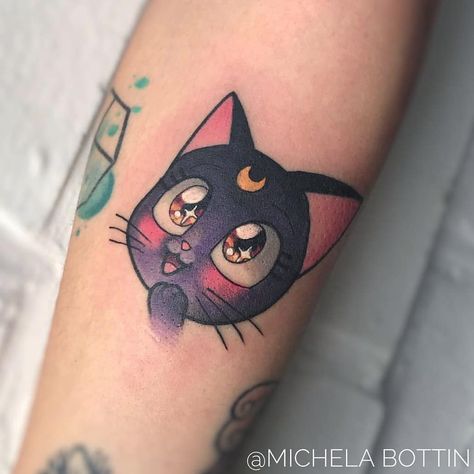 Sailor Moon Luna cat tattoo Fandom Tattoos, Luna Tattoo, Tattoo Japanese Style, Sailor Moon Cat, Sailor Moon Tattoo, Moon Tattoos, Sailor Moon Luna, Kawaii Tattoo, Gaming Tattoo