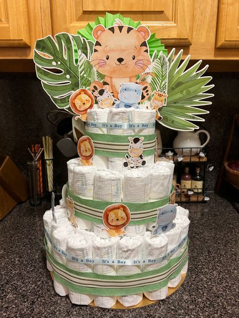 Safari Baby Shower Boy, Baby Shower Safari Theme, Nappy Cake, Diaper Cake Boy, Jungle Baby Shower Theme, Baby Shower Diaper Cake, Cadeau Baby Shower, Eco Friendly Baby