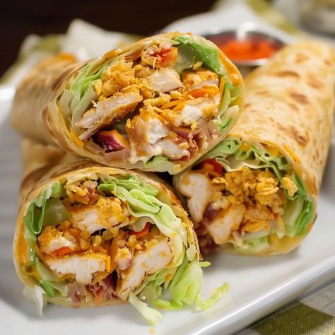 Crunchy Chicken Wrap Recipe - Dinner Chicken Wraps, Crunchy Chicken Wraps, Crispy Chicken Wrap Recipes Easy, Crunchy Southwestern Chicken Wrap, Chicken Wraps Tortillas, Chicken Club Wrap, Spicy Chicken Wrap, Chicken Wrap Recipe, Crispy Chicken Wraps