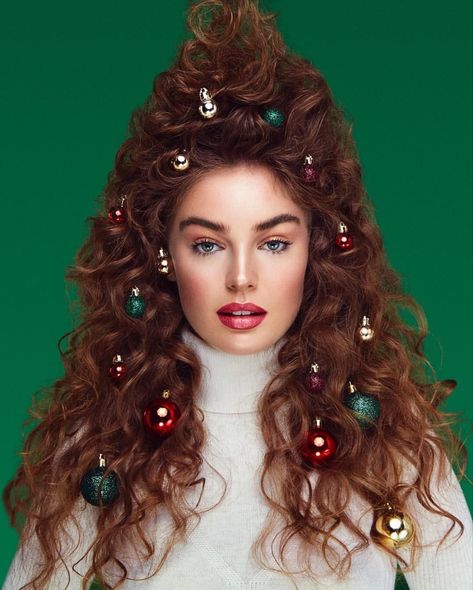 Christmas Fashion Photography, Christmas Editorial, Xmas Makeup, Christmas Makeup Look, Holiday Photoshoot, Christmas Portraits, Christmas Shoot, Holiday Campaign, Christmas Beauty