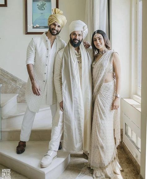 Shahid Kapoor Wedding Outfit, Brides Brother Outfit Indian Wedding, Shahid Kapoor Wedding, Sangeet Outfit For Men, Shahid Kapoor And Mira Rajput, Day Wedding Outfit, Wedding Matching Outfits, Kunal Rawal, Wedding Fits