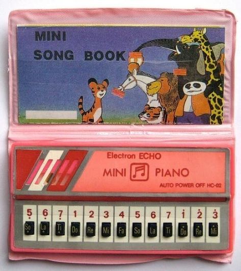 Annoying your parents by playing one of these beep-machines in the car: | 37 Childhood Things You'll Only Know If You're Over 30 Mini Piano, Garbage Pail Kids Cards, 1980s Childhood, Tootsie Pop, 90s Toys, Magazines For Kids, 80s Toys, 90s Childhood, Childhood Toys