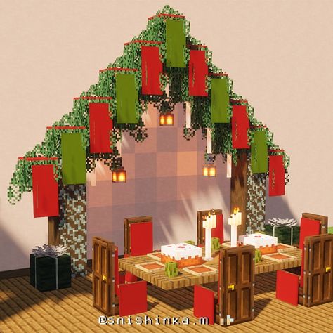 Minecraft House Christmas, Minecraft Holiday House, Ice Skating Rink Minecraft, Minecraft Santas Workshop, Minecraft Gravity Falls, Minecraft Candy Cane, Christmas In Minecraft, Holiday Minecraft Builds, Minecraft Xmas Builds