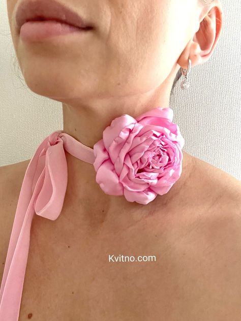 Pink Flower Choker, Crochet Flower Choker, Victorian Choker, Summer Choker, Rose Choker, Wrist Flowers, Flower Choker Necklace, Velvet Choker Necklaces, Handmade Chokers