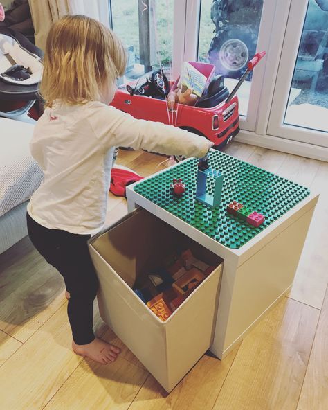 Lego duplo storage ideas Storage Ideas Basement, Duplo Storage, Storage Ideas Diy, Diy Bathroom Furniture, Diy Apartment Furniture, Diy Baby Furniture, Furniture Small Spaces, Diy Furniture Hacks, Lego Storage