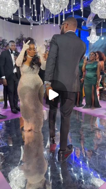 Africa's Top Wedding Website on Instagram: "Vibes on vibes! 🔥😍

Video @liveeventswithalfred

#BellaNaijaWeddings 
www.bellanaijaweddings.com" Africa Wedding, Bella Naija Weddings, Wedding Video, Wedding Website, On Instagram, Instagram