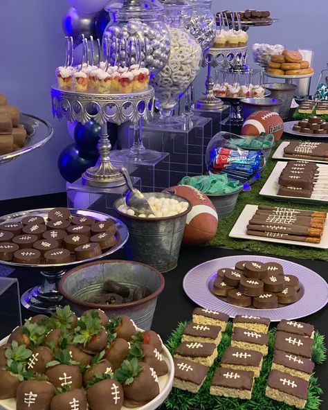 Football Banquet 🏈by Sweet Tooth Candy Buffets // Opulent Treasures Antique Silver Crown Cake Stands #football… Football Dessert Table, Football Party Cake, Football Dinner, Football Desserts, Football Candy, Banquet Food, Football Treats, Cheer Banquet, Hs Football